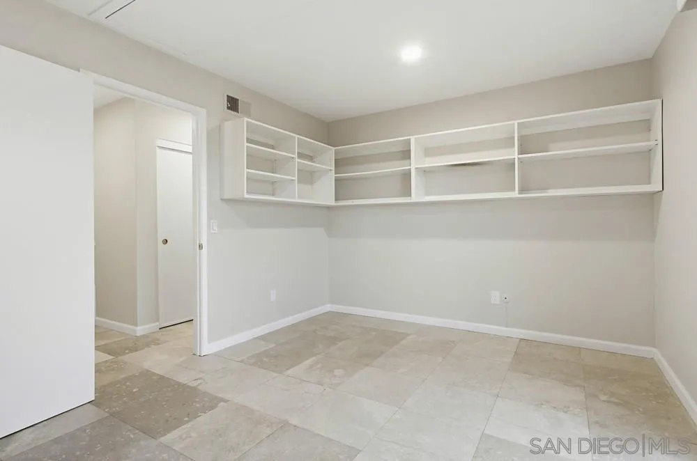 Photo #39: 260010429 Listing: Photo #39