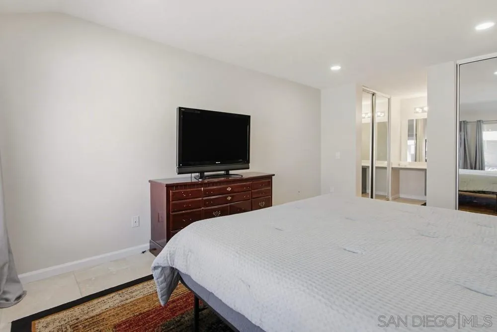 Photo #28: 260010429 Listing: Photo #28