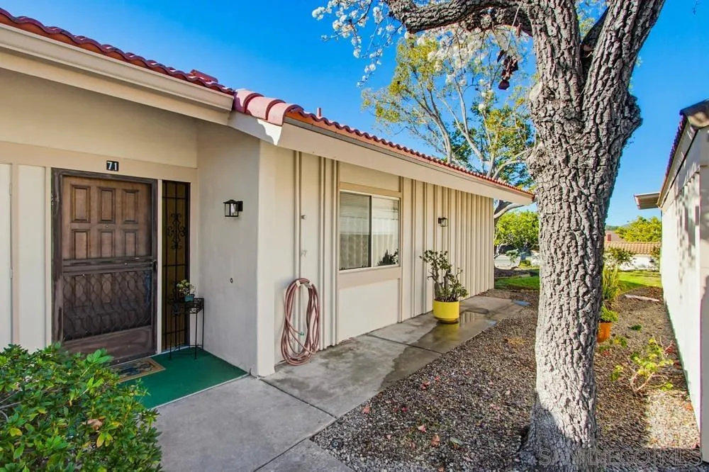 Photo #6: 260010429 Listing: Photo #6