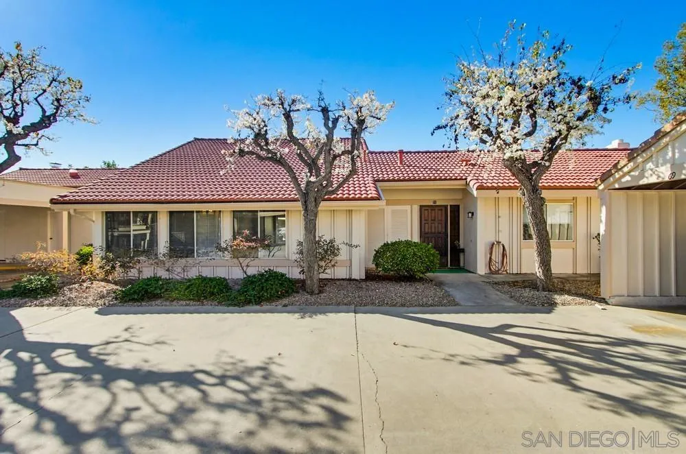 Photo #2: 260010429 Listing: Photo #2