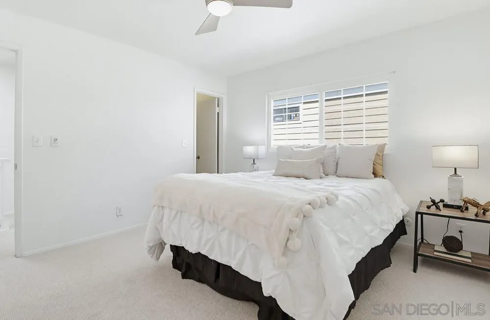 https://cdn.realtyfeed.com/cdn/127/260010434/44a0d08104c05ac14a42c2f01ae55659.webp
