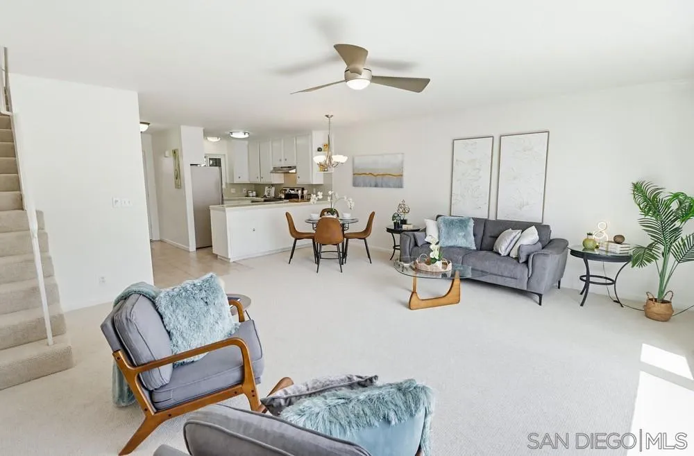 https://cdn.realtyfeed.com/cdn/127/260010434/accb93c71a095eade39763eccc6155a7.webp