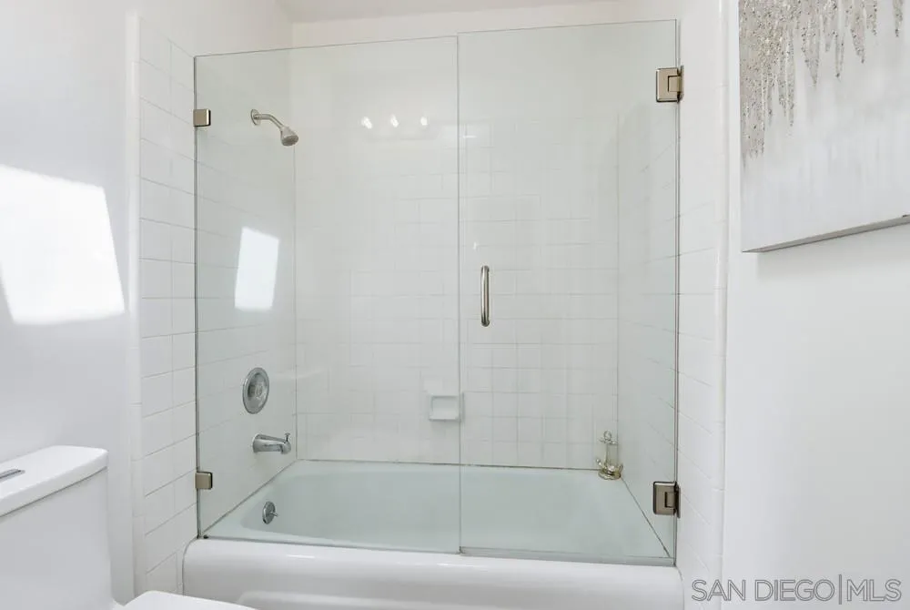 https://cdn.realtyfeed.com/cdn/127/260010434/e574ad7508f2a1cb5eb6a1ebad70fb18.webp