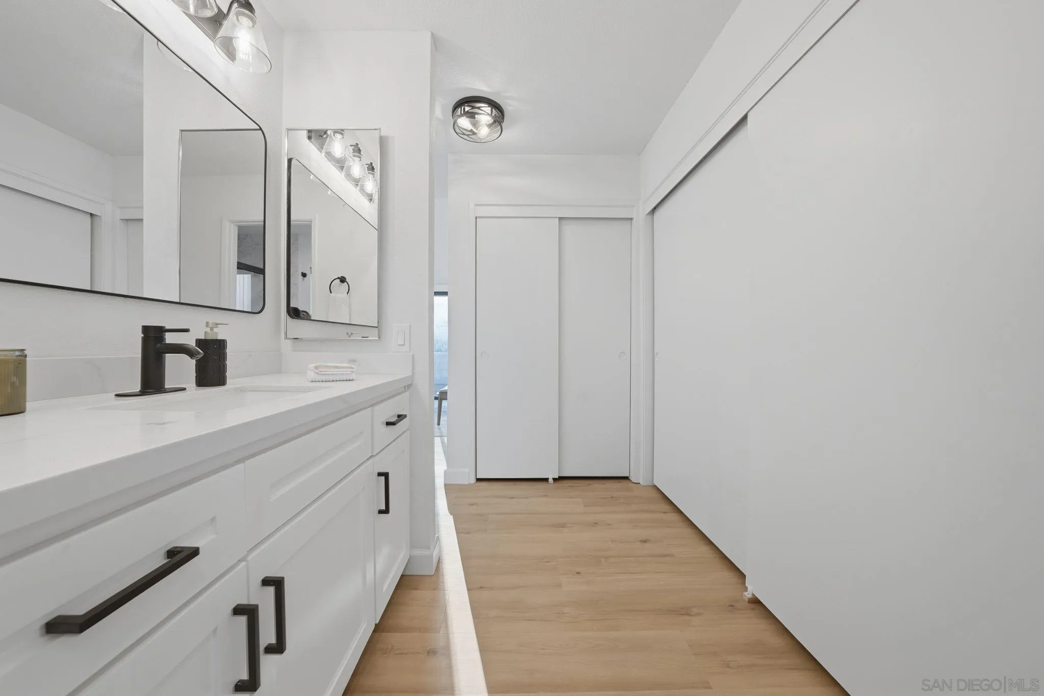 https://cdn.realtyfeed.com/cdn/127/260010435/52f96c1771b0f912c232f7cf57259efc.webp