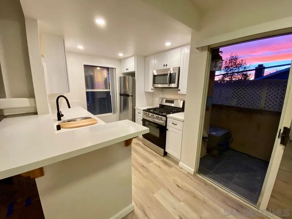 https://cdn.realtyfeed.com/cdn/127/260010440/024ad48d9188056e05739ed089364bf4.webp