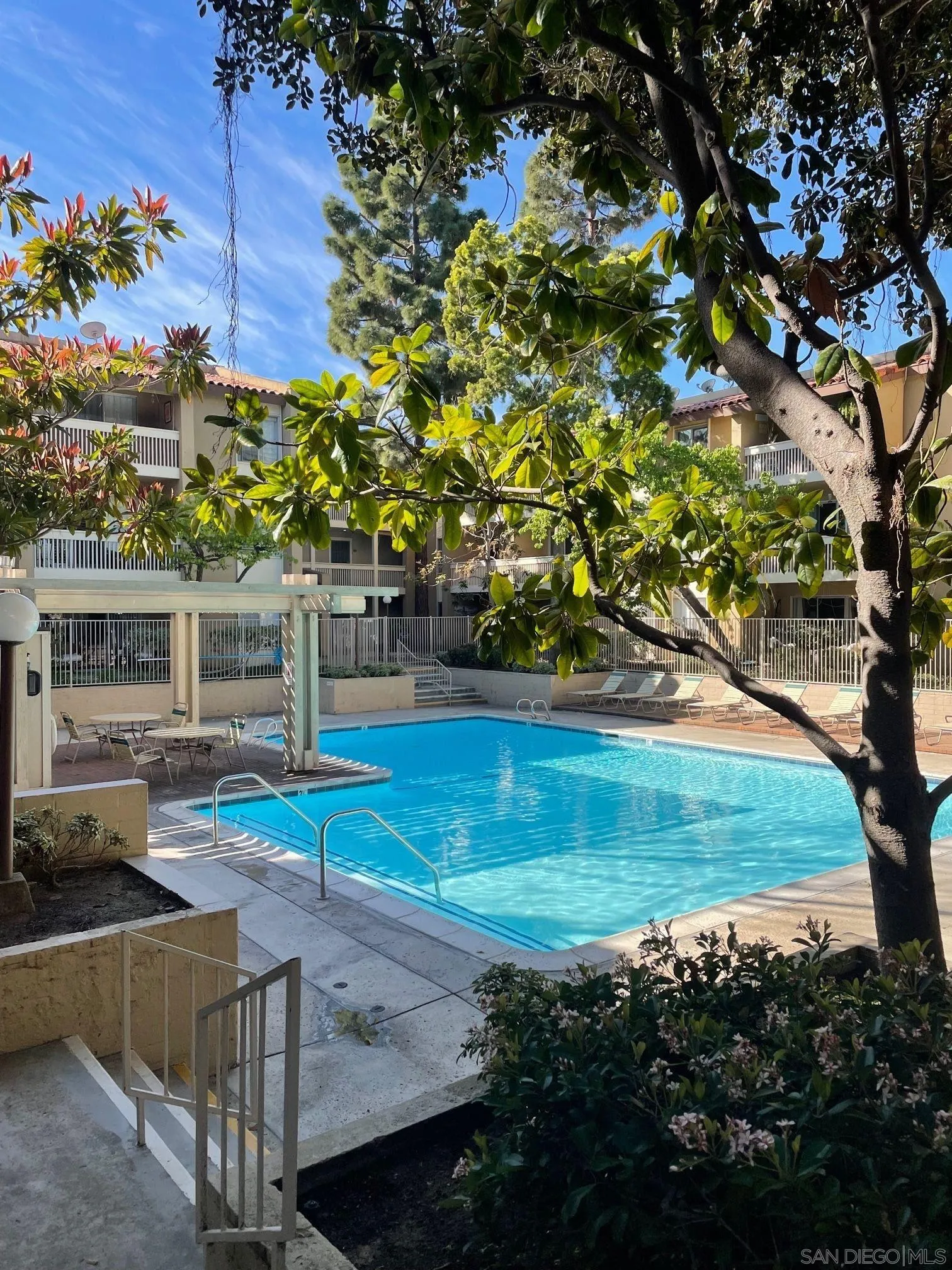 https://cdn.realtyfeed.com/cdn/127/260010441/01272a6afb8397ab9d860e9020a34cfd.webp