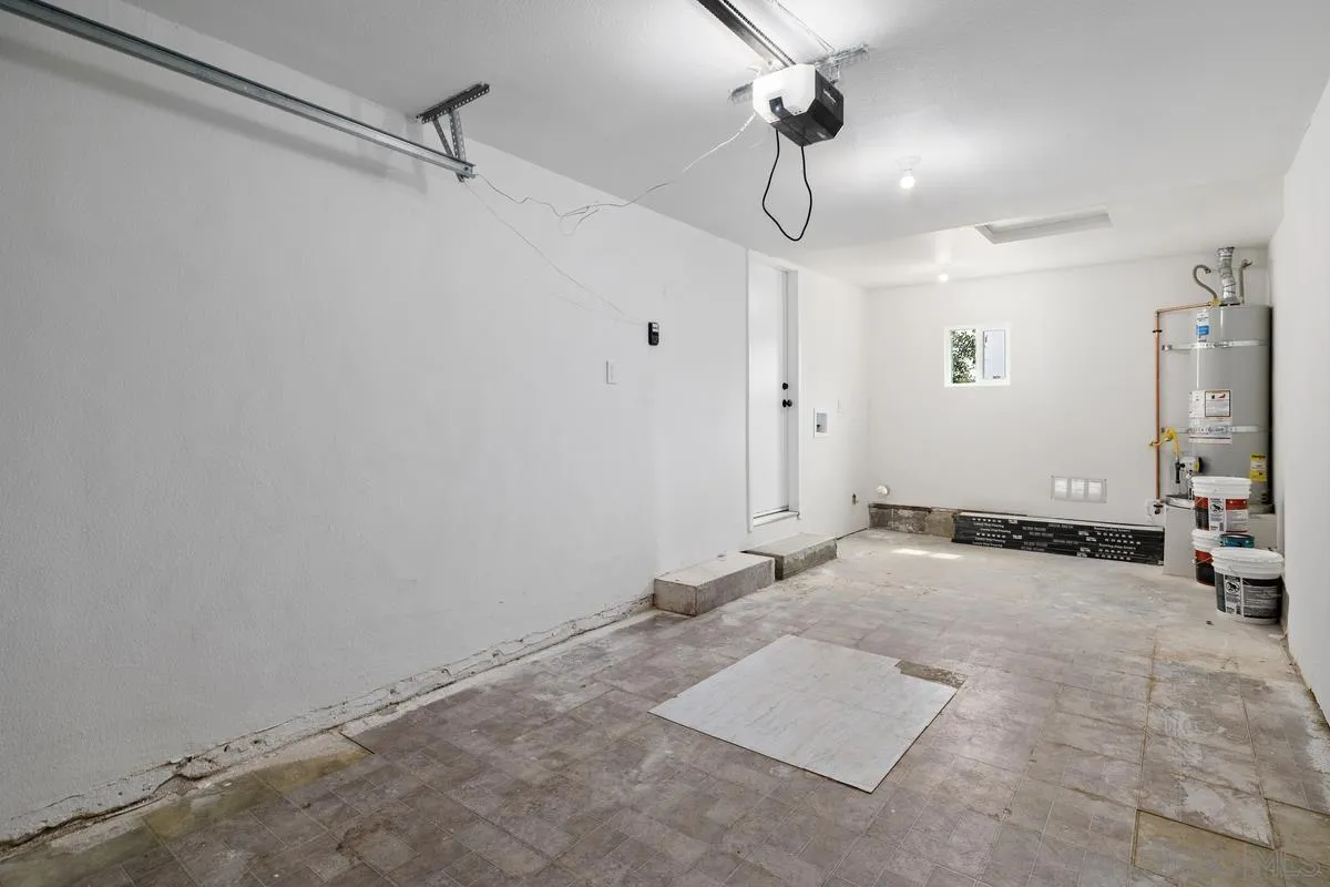 https://cdn.realtyfeed.com/cdn/127/260010443/3706f1d8e180a82c298e48f6c676f388.webp