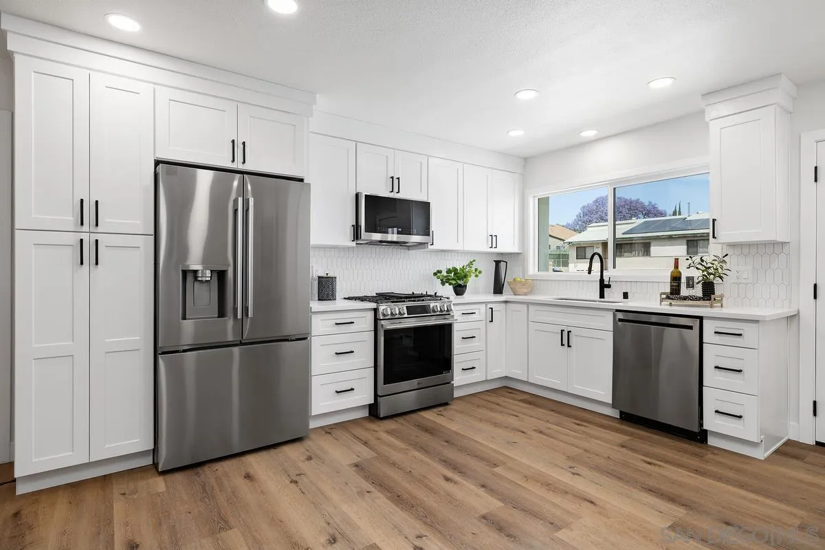 https://cdn.realtyfeed.com/cdn/127/260010443/3adbf6fd51fa562a730e193eb0161801.webp