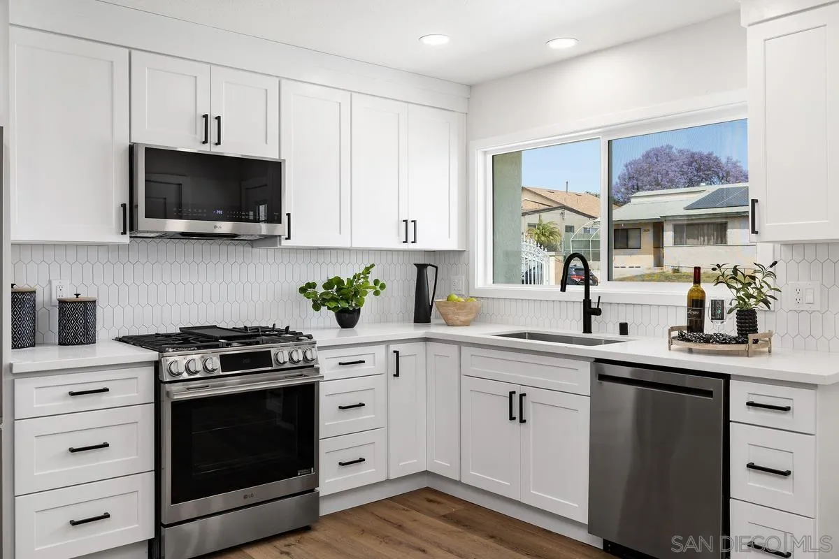https://cdn.realtyfeed.com/cdn/127/260010443/4e4f2fb1ee1ae6f1b60396156345add5.webp