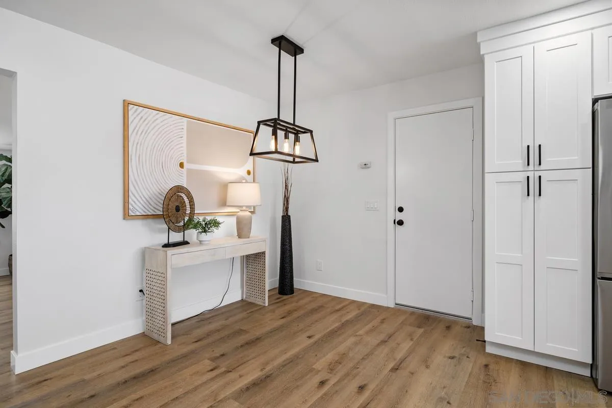 https://cdn.realtyfeed.com/cdn/127/260010443/94f956ca398608743fe5e7f66356d74b.webp
