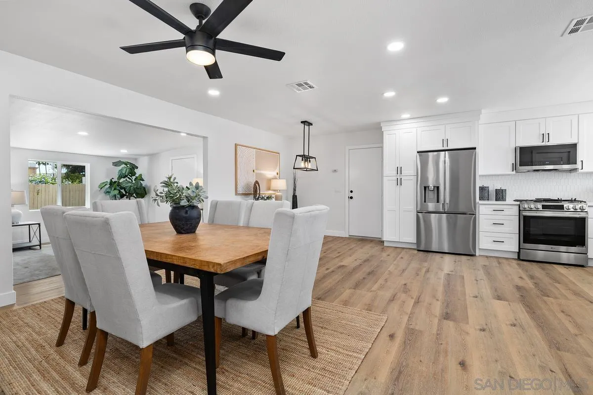 https://cdn.realtyfeed.com/cdn/127/260010443/a052127617bfe5ecfa951fdcb2ca2522.webp