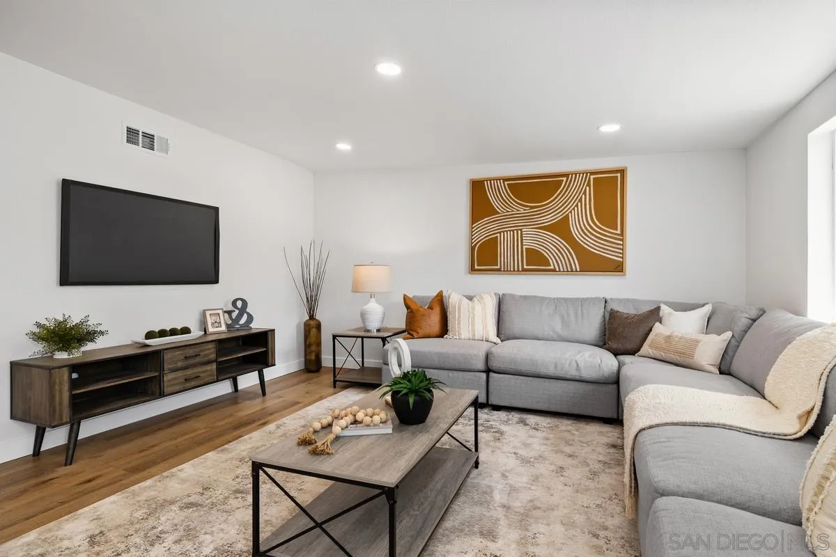 https://cdn.realtyfeed.com/cdn/127/260010443/fe1b66c6bde16e0d540e474daff5b075.webp