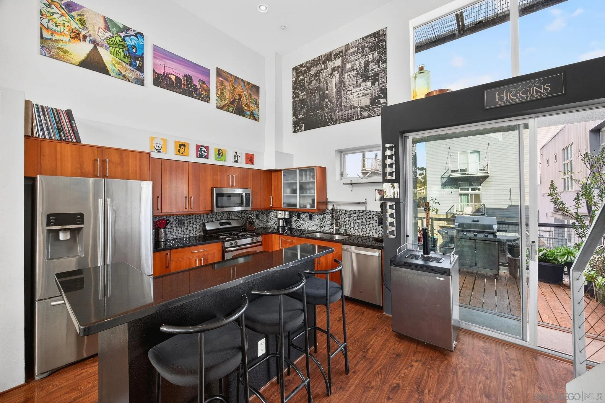 https://cdn.realtyfeed.com/cdn/127/260010445/a181cf8c804e9c8c35077b9e8737c52e.webp