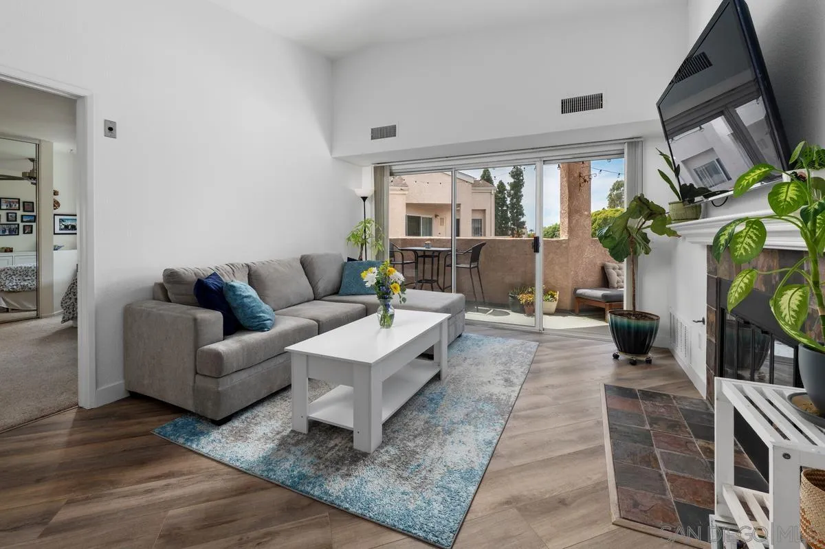 https://cdn.realtyfeed.com/cdn/127/260010446/604b545bef69faa8069778682c6adf46.webp