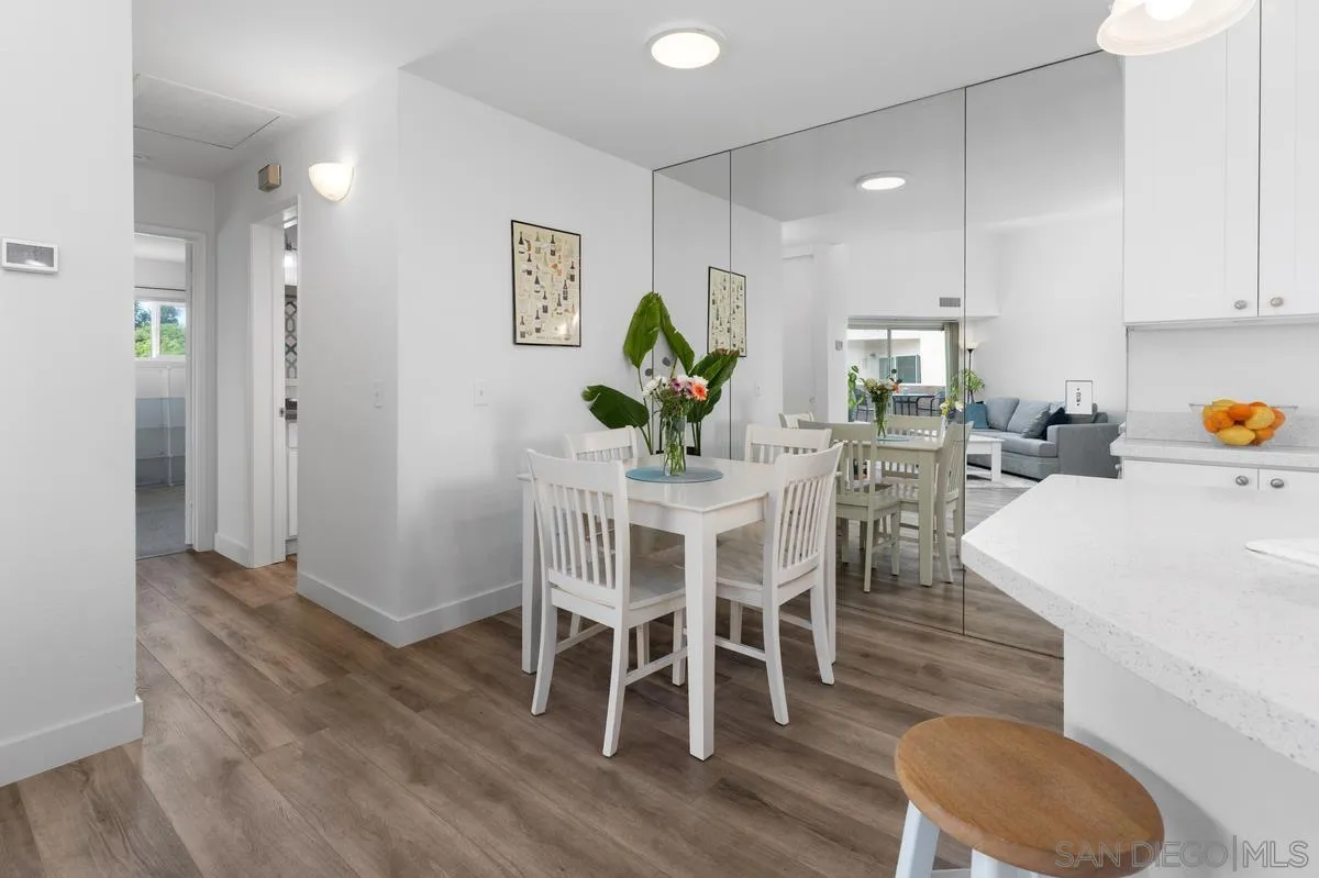 https://cdn.realtyfeed.com/cdn/127/260010446/b9d7d12dc057236e7994b2f9a941f085.webp