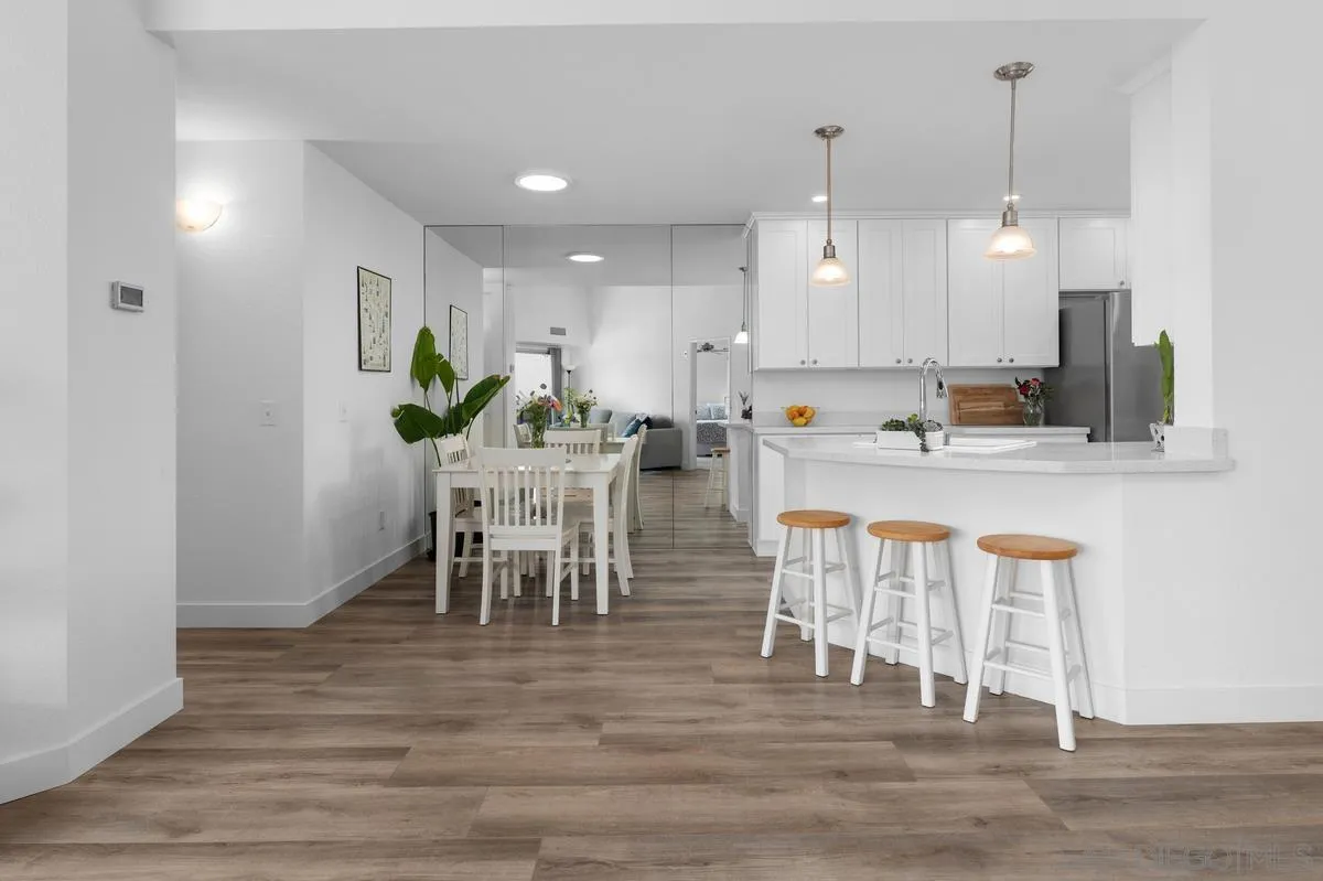 https://cdn.realtyfeed.com/cdn/127/260010446/bccb900d8fdad480c9777f19d4fc45fe.webp