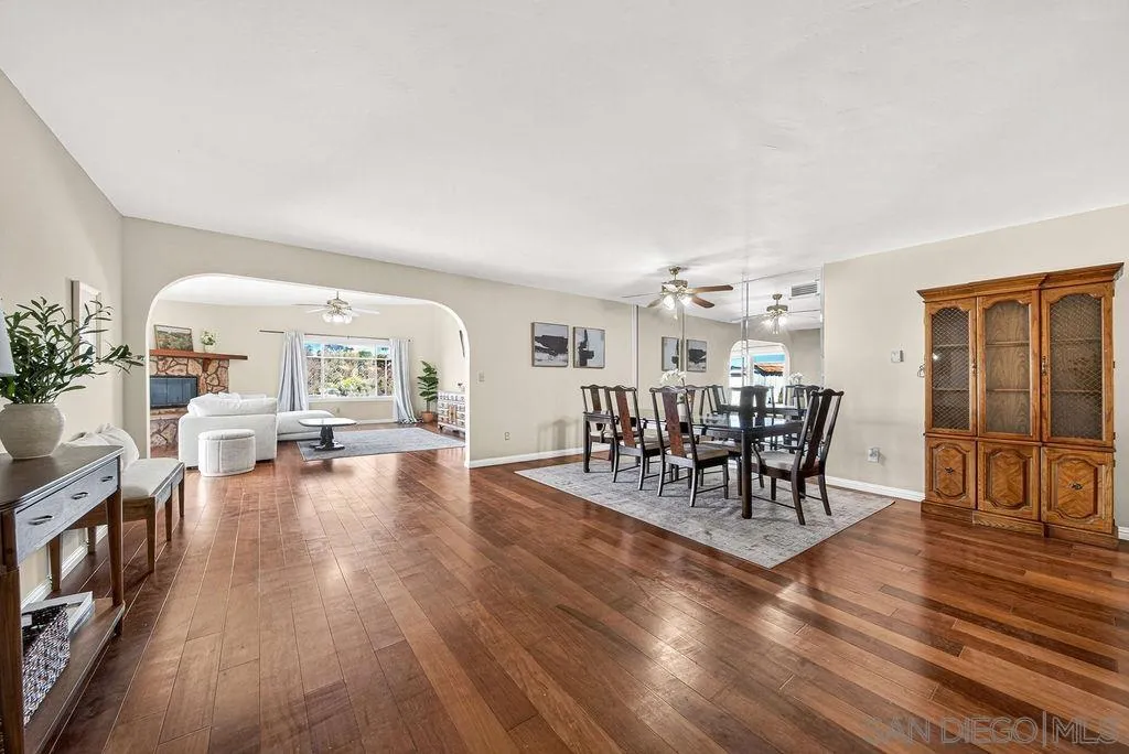 https://cdn.realtyfeed.com/cdn/127/260010457/7fbc5e1dfdee44daf7c5e06f025800f2.webp