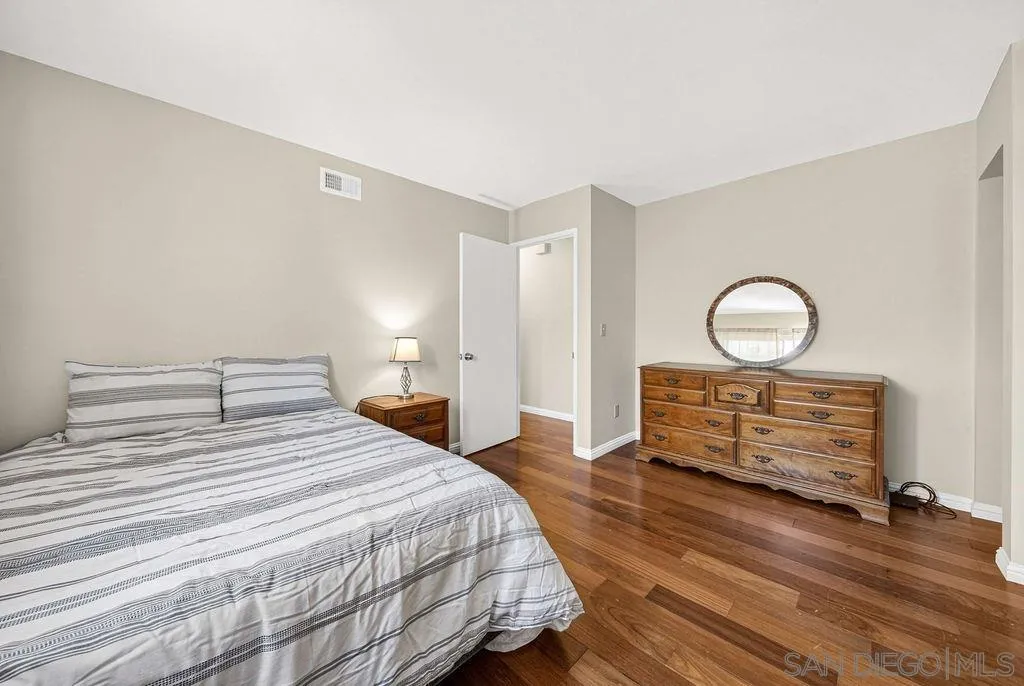 https://cdn.realtyfeed.com/cdn/127/260010457/8f63e582cc9e22588894fc39a06be94a.webp