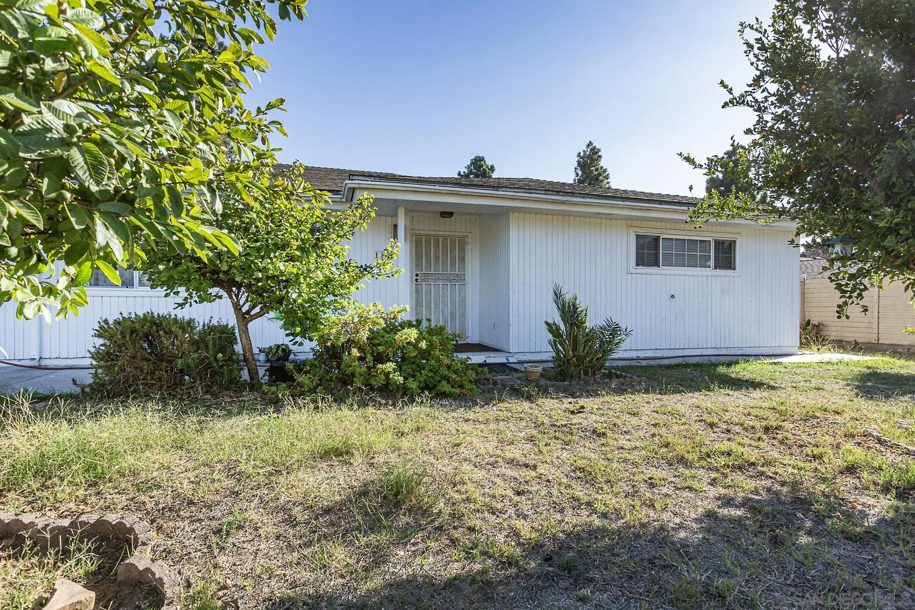 https://cdn.realtyfeed.com/cdn/127/260010458/946deeff2233bacb73645c8764d268dc.webp