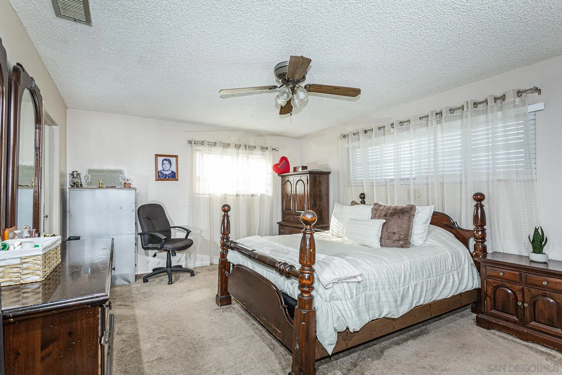 https://cdn.realtyfeed.com/cdn/127/260010458/9f9fb414ce09a3c00c315647521c5117.webp