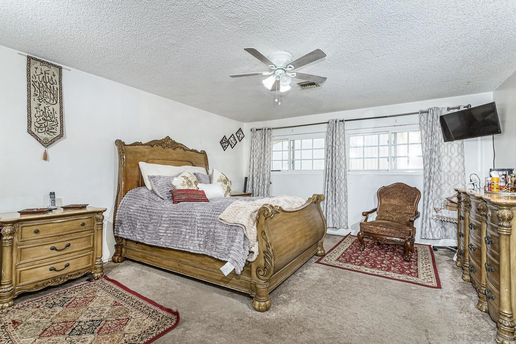 https://cdn.realtyfeed.com/cdn/127/260010458/cf27dc1001bdbe1fbc12a31e15e7102a.webp