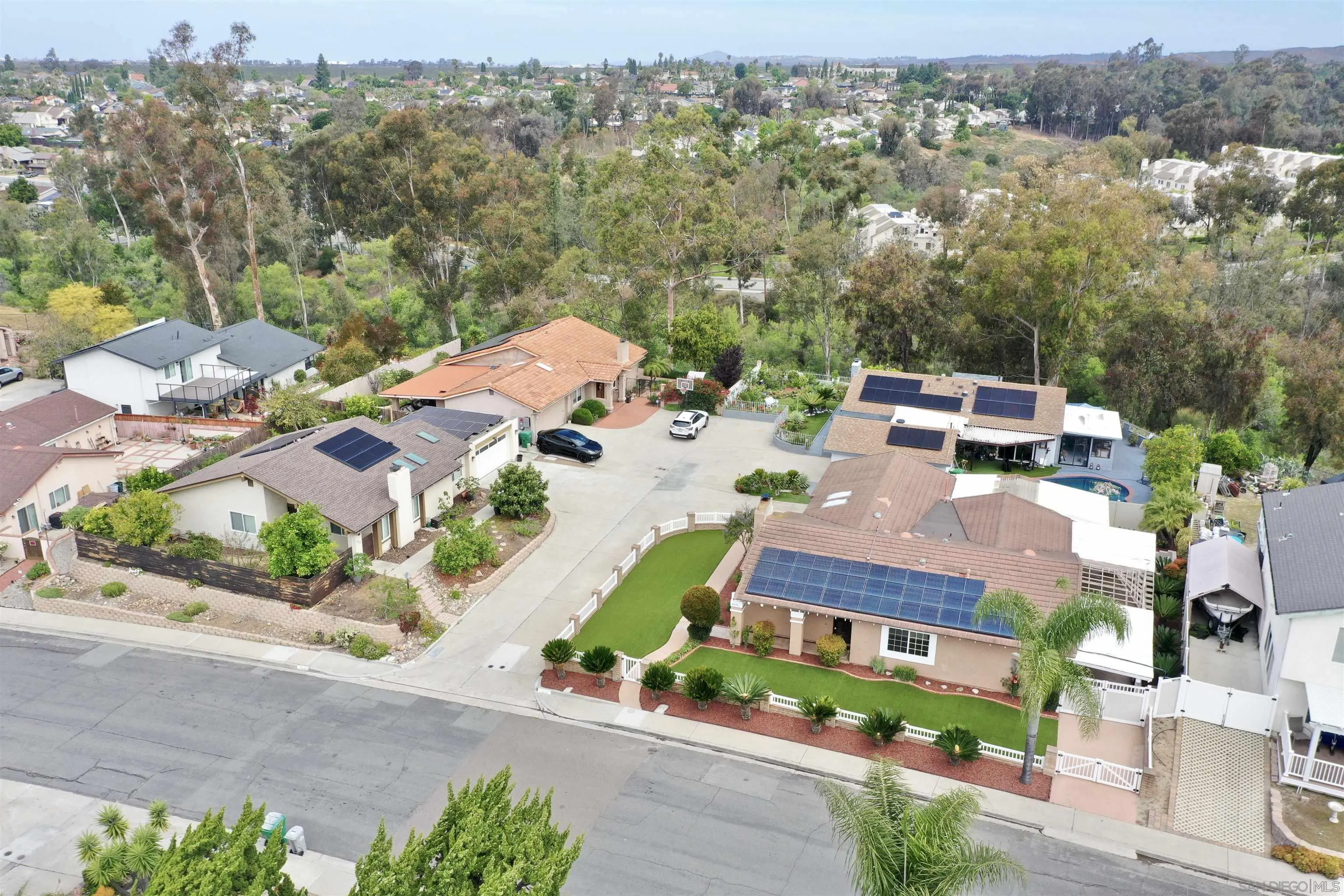 https://cdn.realtyfeed.com/cdn/127/260010459/3e0fab52276829a32d1e42b367ba3e00.webp