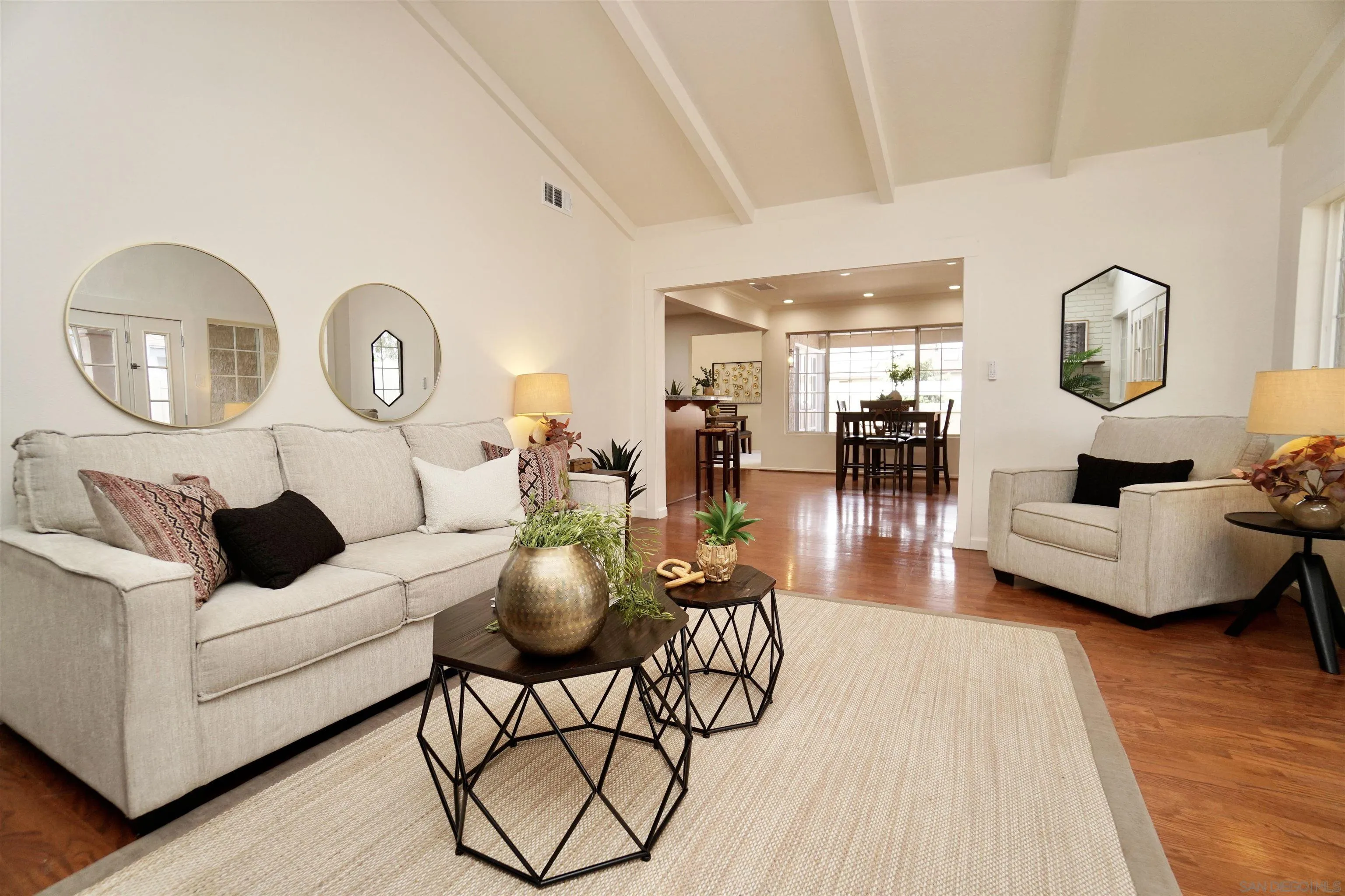 https://cdn.realtyfeed.com/cdn/127/260010459/874b0d750186b2c2206730463ac68892.webp