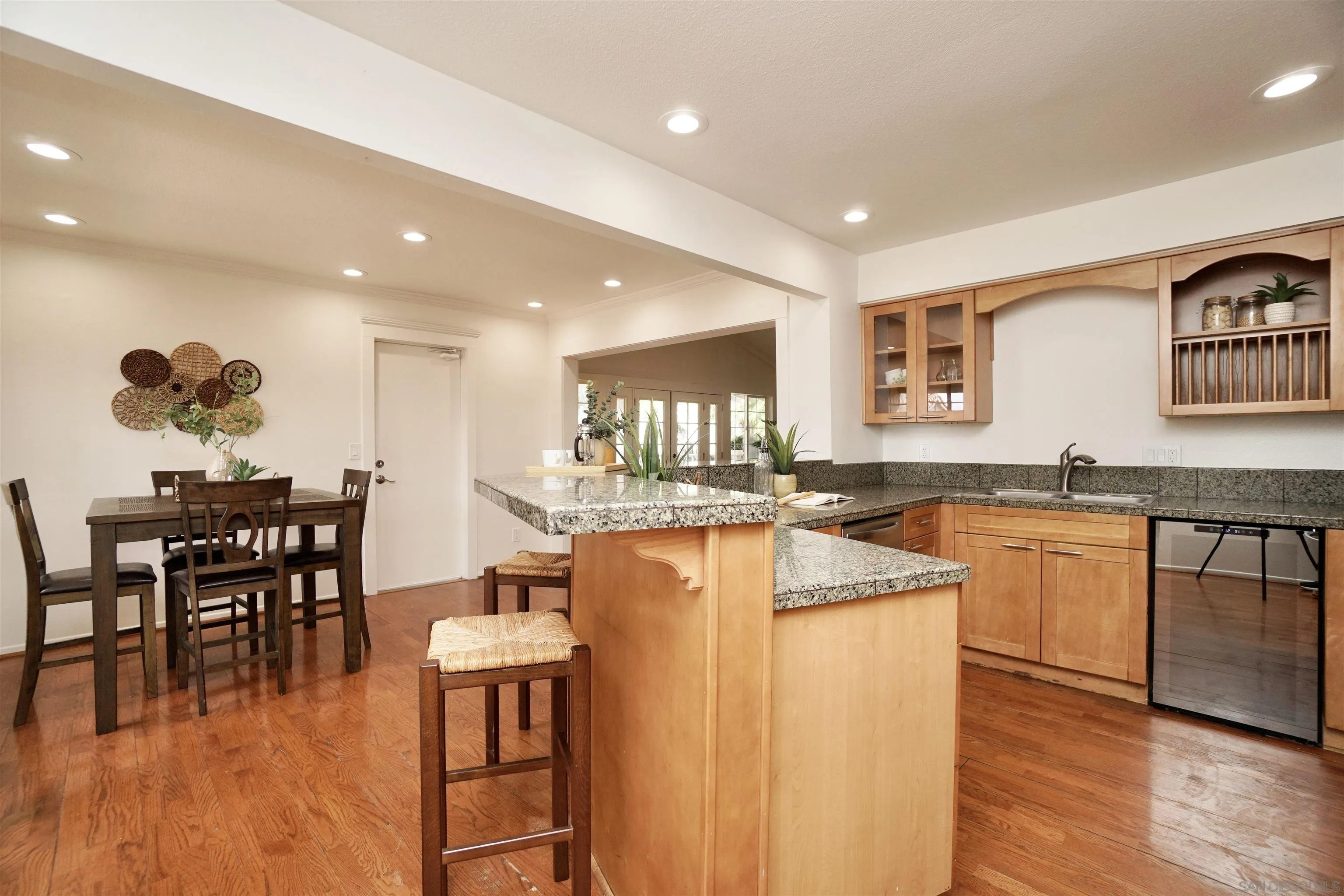 https://cdn.realtyfeed.com/cdn/127/260010459/a1000ff25275d706a0151f91d75d9914.webp