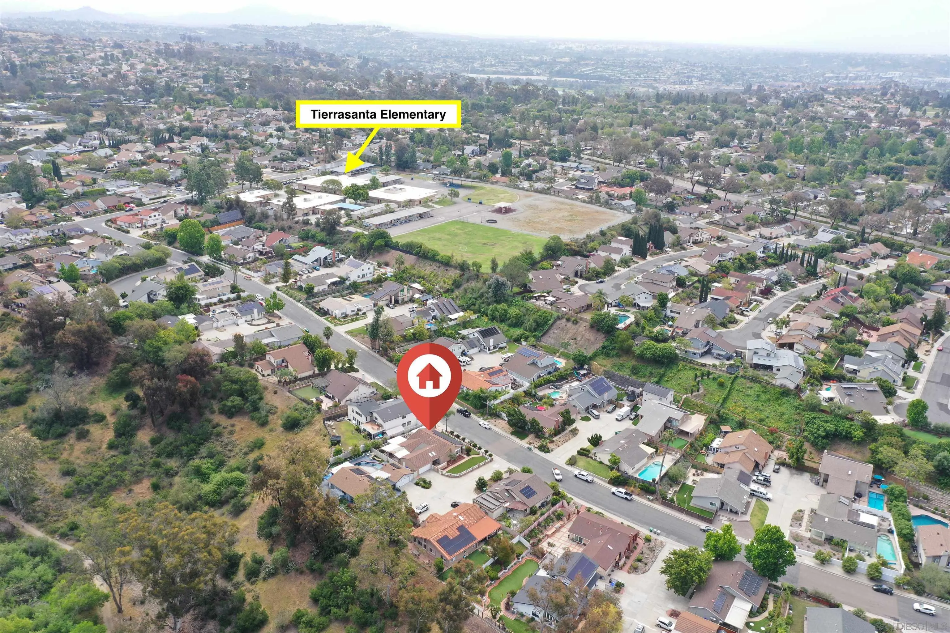 https://cdn.realtyfeed.com/cdn/127/260010459/a5dc6a3bb7a11d1d2711986e051f28f3.webp