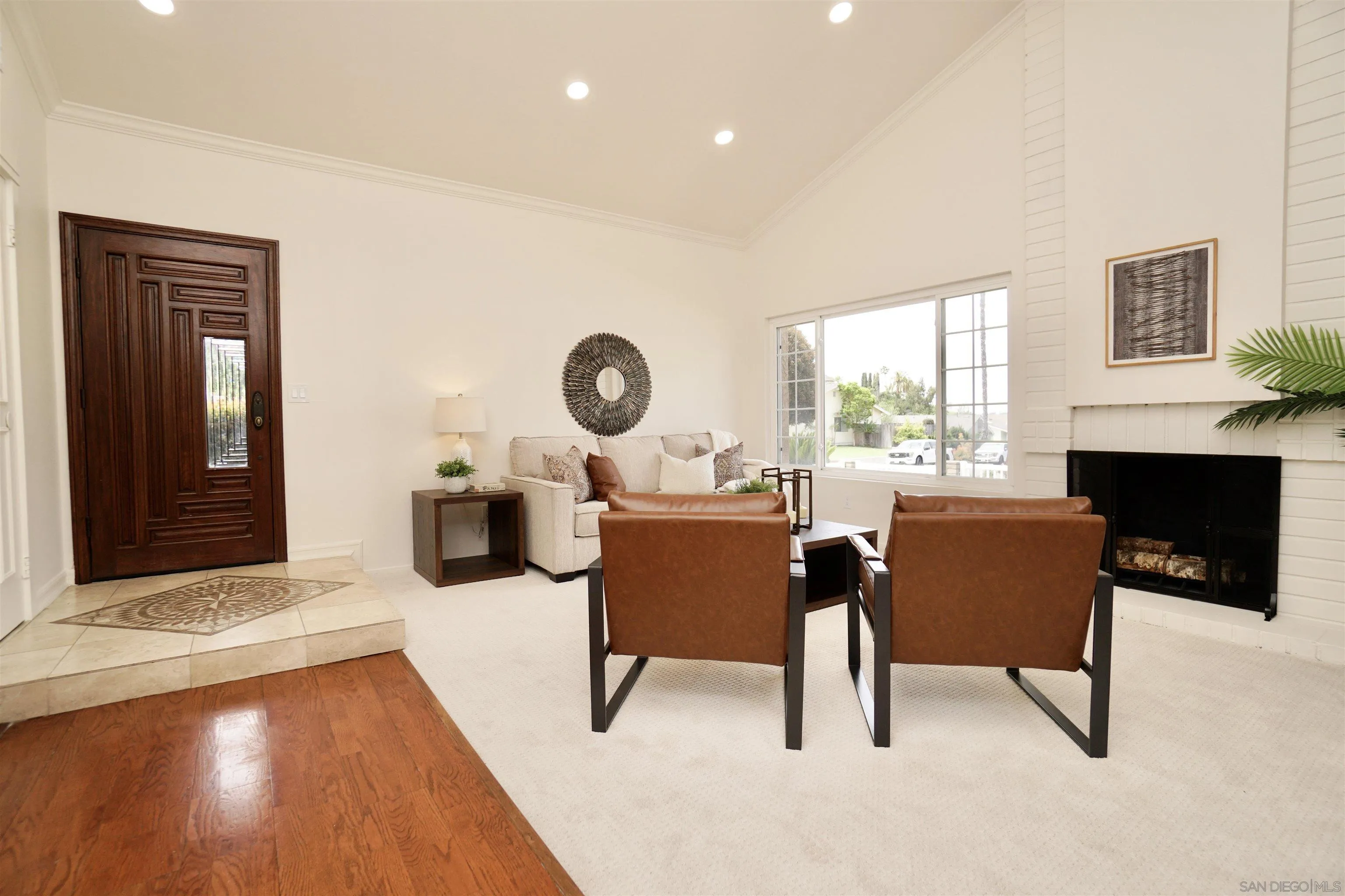 https://cdn.realtyfeed.com/cdn/127/260010459/d6c9daa8e90dbcc9310dfba02ef259c7.webp