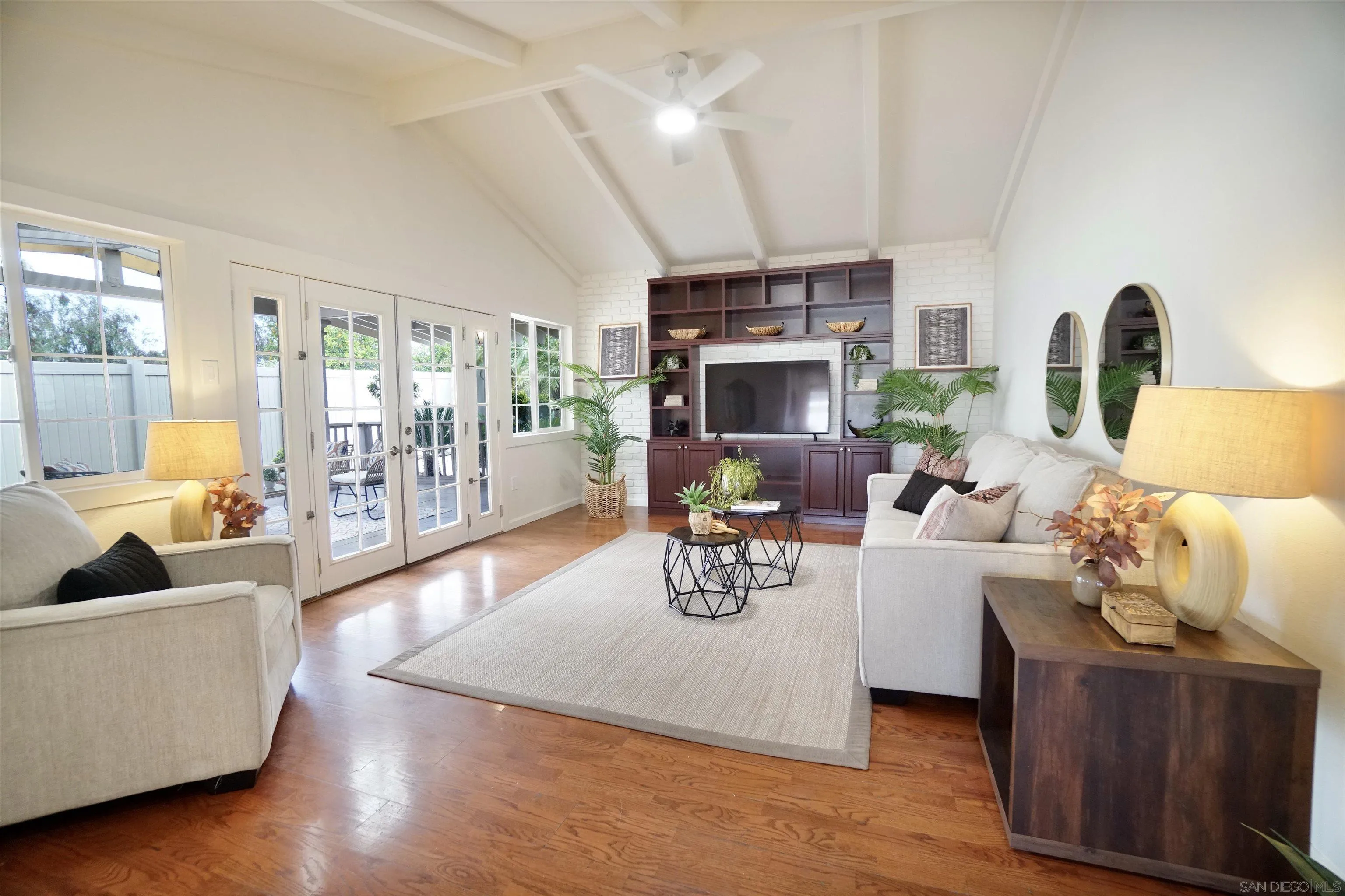 https://cdn.realtyfeed.com/cdn/127/260010459/e2ad34fcd23dbaf1eb5ad297a1b952ca.webp