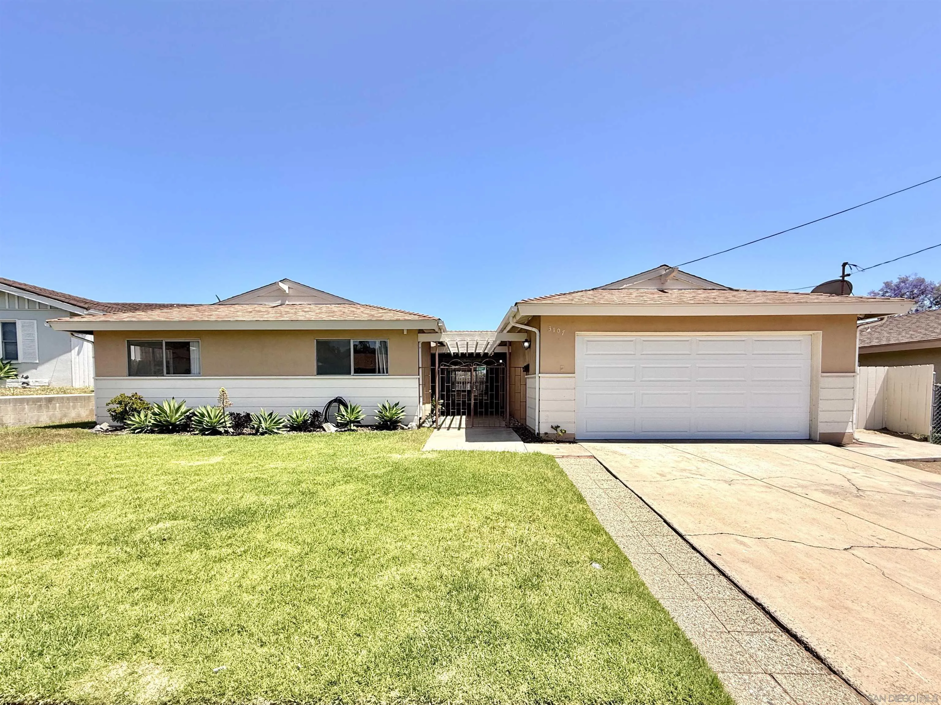 https://cdn.realtyfeed.com/cdn/127/260010461/62b626907989e15d3e7e83af58200526.webp