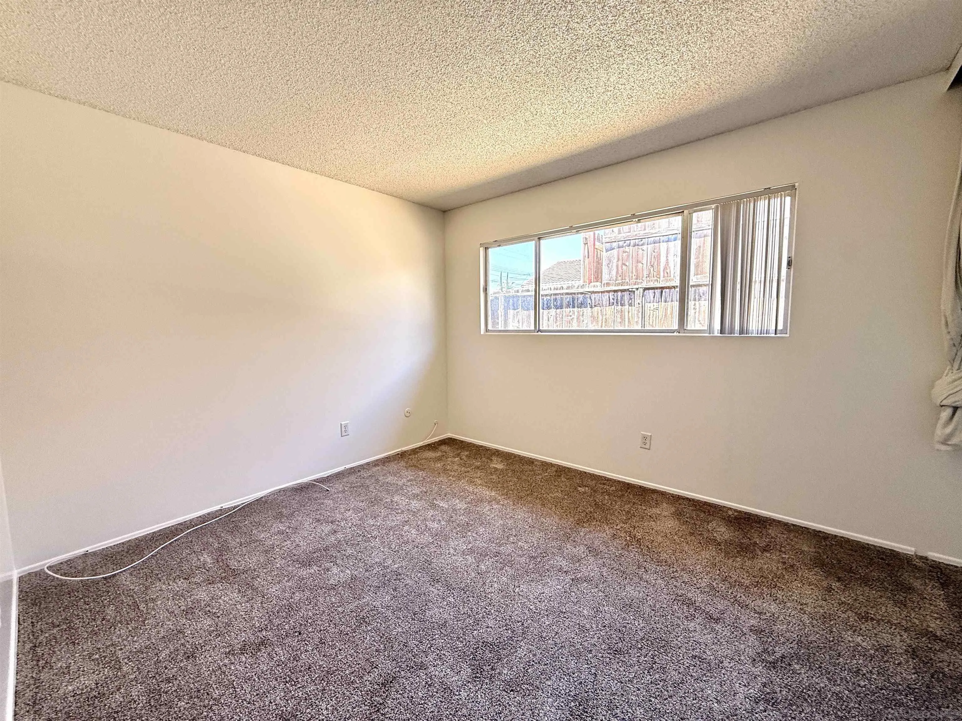 https://cdn.realtyfeed.com/cdn/127/260010461/aec04e79ad489e1d628068c564cb87ef.webp
