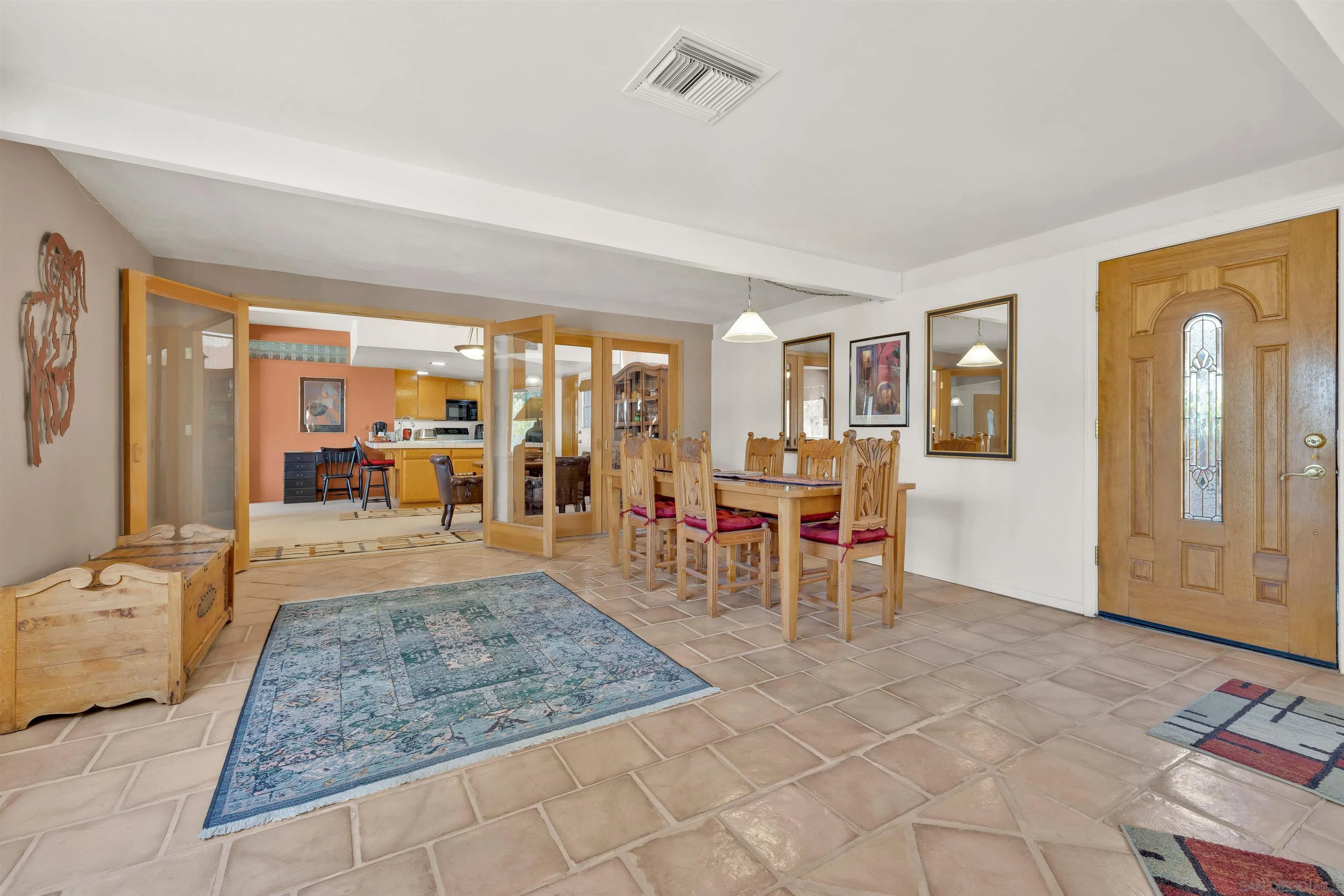 https://cdn.realtyfeed.com/cdn/127/260010468/2340ffa3e441ff778dce63ed70daf7bb.webp