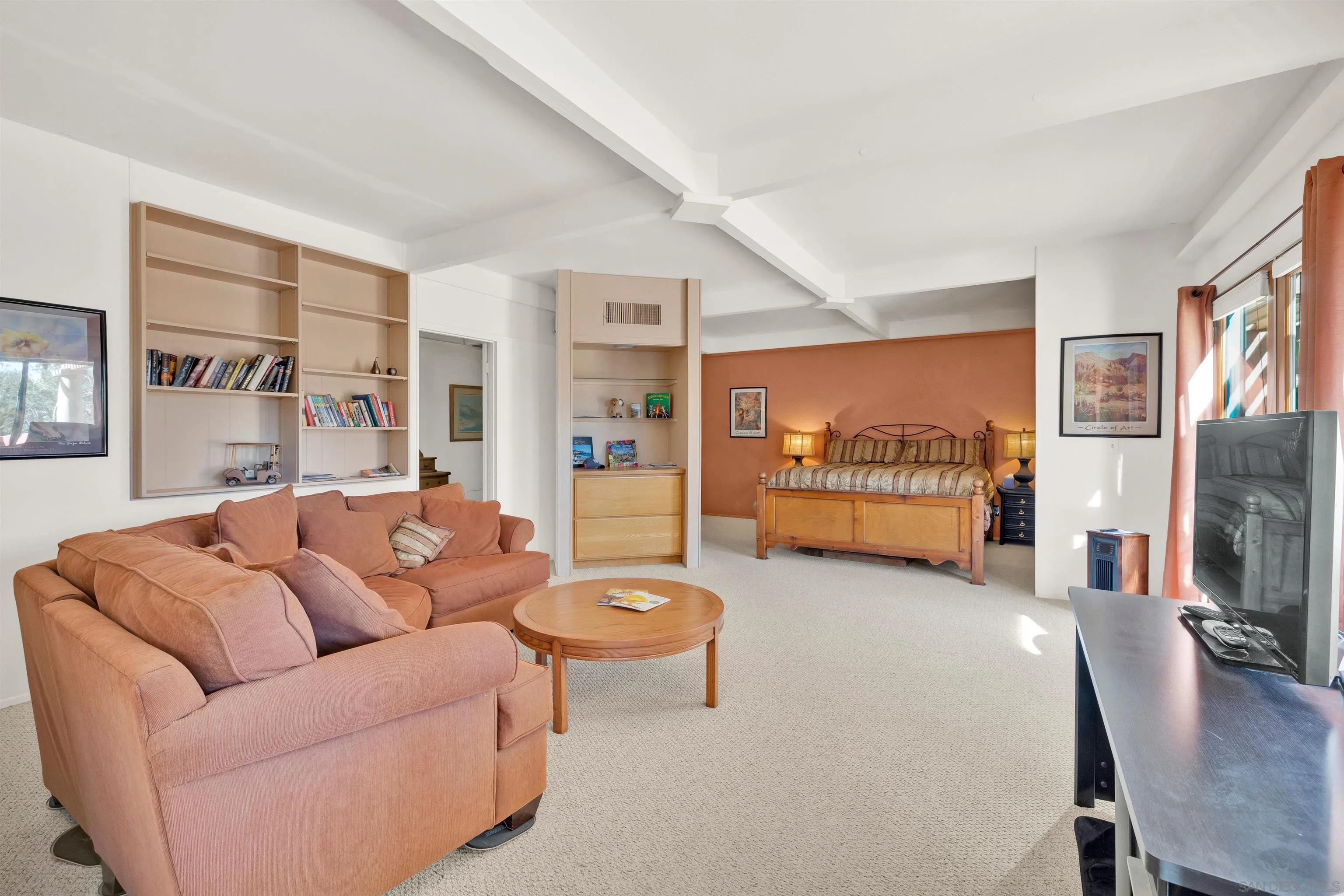 https://cdn.realtyfeed.com/cdn/127/260010468/5c60a323af8603e23e280c5838c1adbd.webp