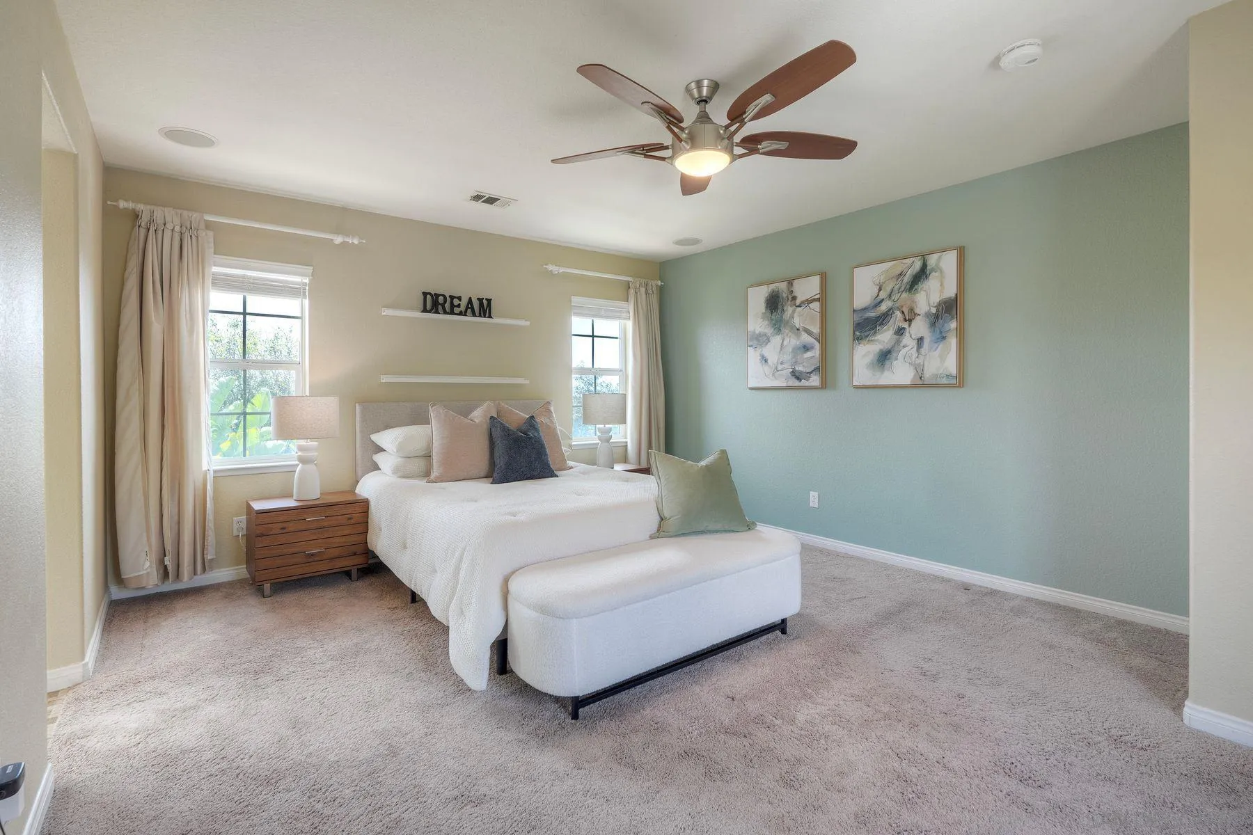 https://cdn.realtyfeed.com/cdn/127/260010470/04762a02661a25591e4abb854c109310.webp