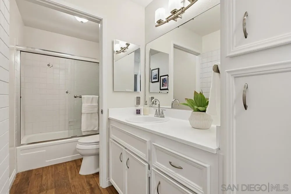 Photo #31: 260010473 Listing: Photo #31