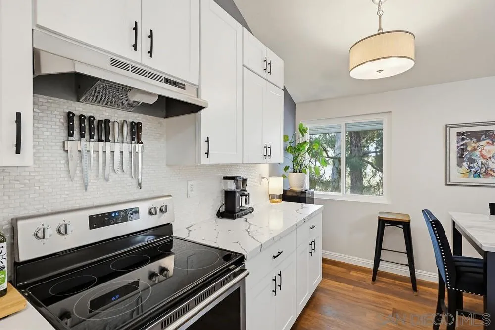 Photo #20: 260010473 Listing: Photo #20