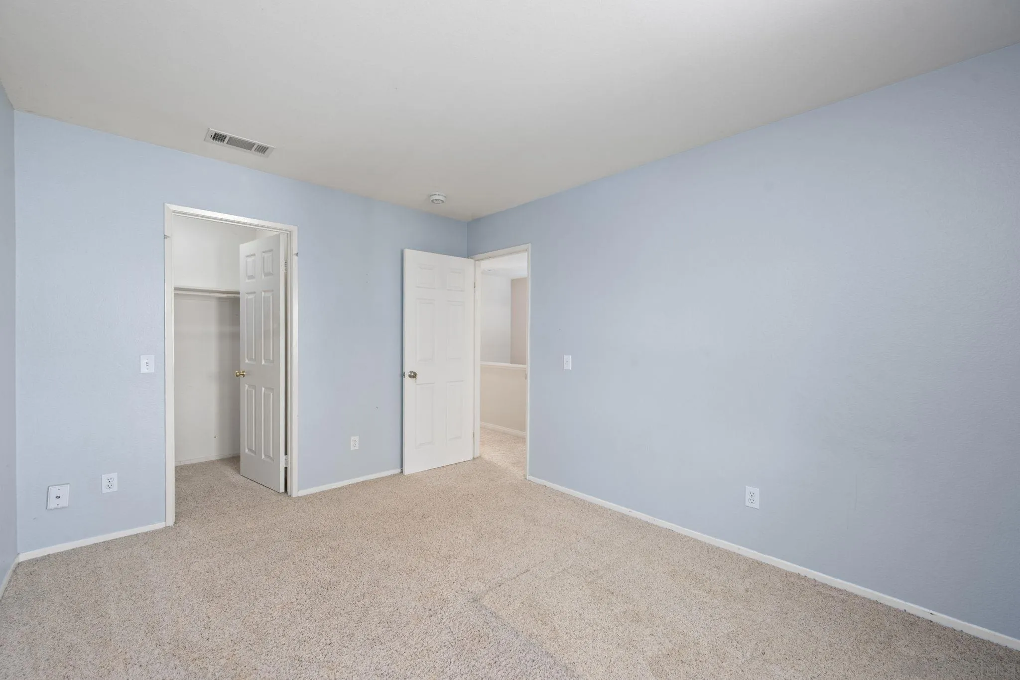 https://cdn.realtyfeed.com/cdn/127/260010474/729db00179a5eac7c9952a67e36e346d.webp
