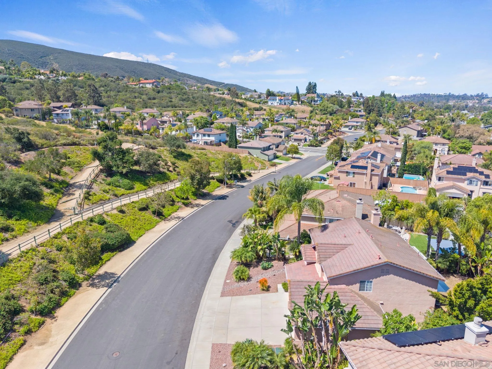 https://cdn.realtyfeed.com/cdn/127/260010474/7c46aa7a812c9aa9ff3a6cc57845eecb.webp