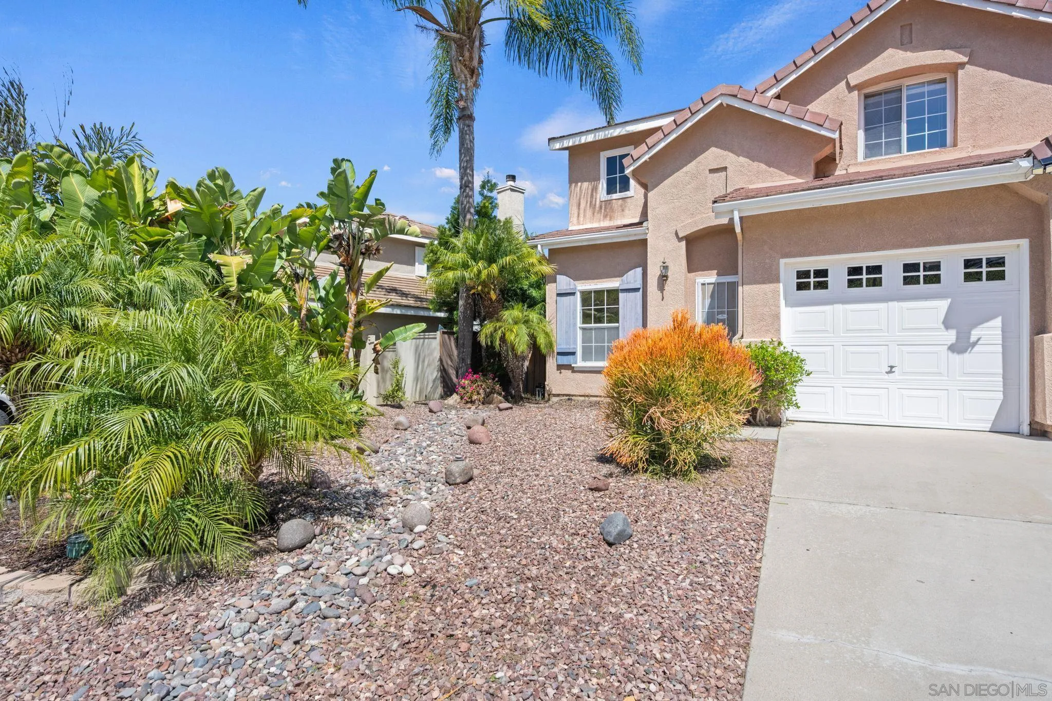 https://cdn.realtyfeed.com/cdn/127/260010474/fa1ea004a247391393b31810d4a9a6ca.webp