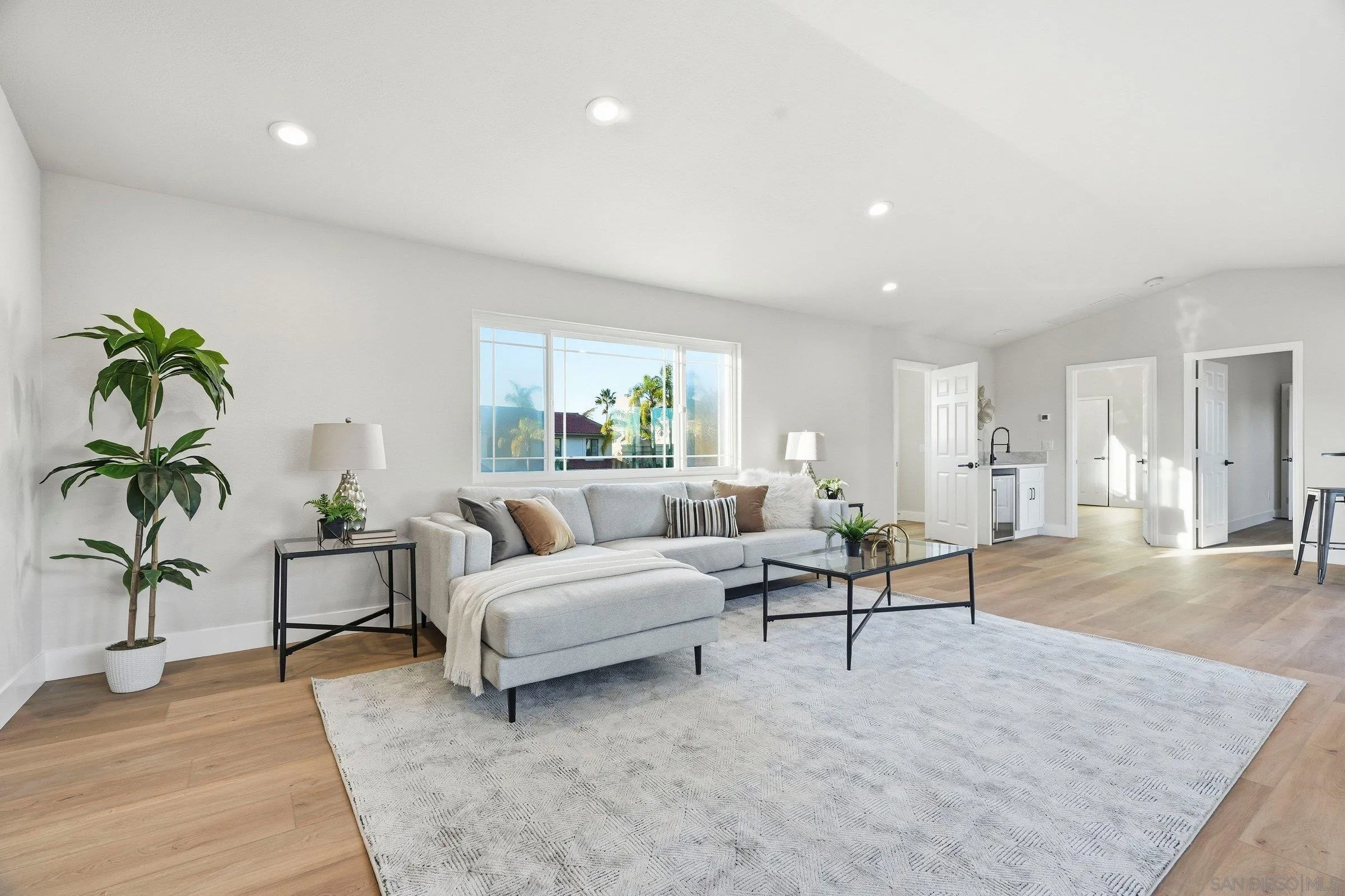 https://cdn.realtyfeed.com/cdn/127/260010476/2203bff83c3d9029e4a5c346fb631431.webp