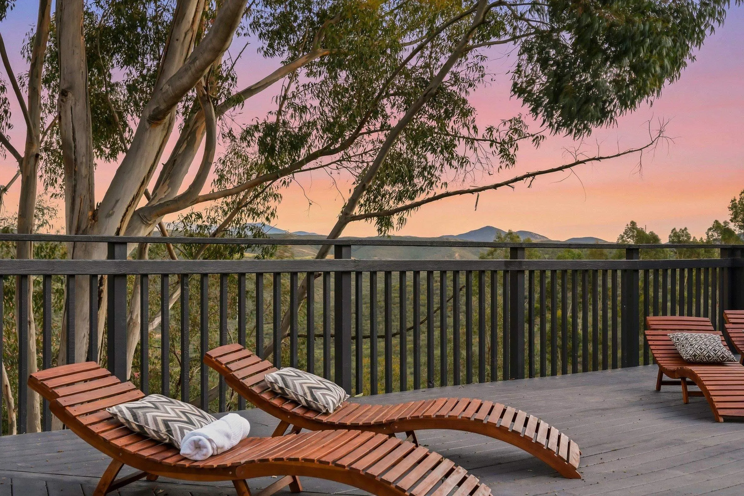 https://cdn.realtyfeed.com/cdn/127/260010476/92cf739ddddf314c8eff2f0172dec733.webp