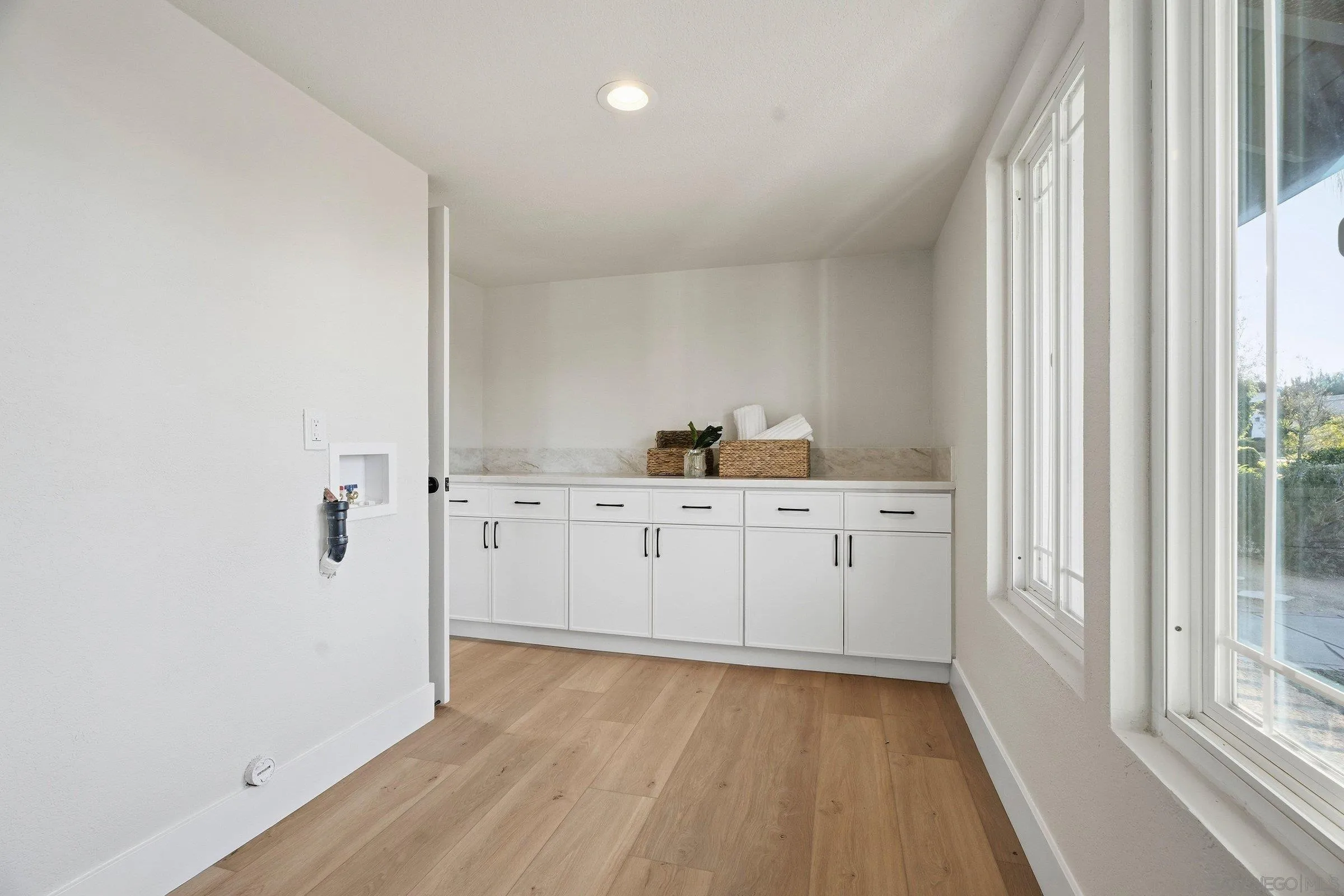 https://cdn.realtyfeed.com/cdn/127/260010476/f2eaa06ead9b3179938471ea6583d734.webp