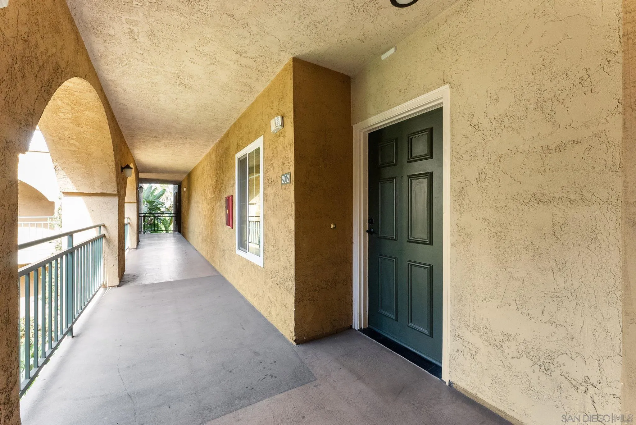 Photo #3: 260010477 Listing: Photo #3