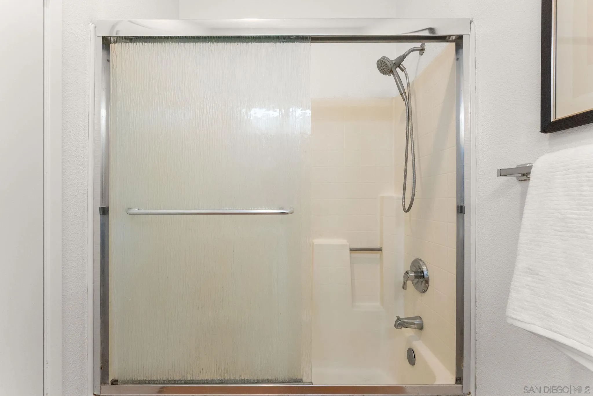 Photo #22: 260010477 Listing: Photo #22