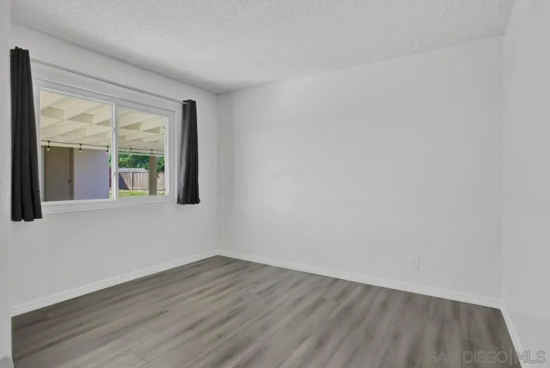https://cdn.realtyfeed.com/cdn/127/260010480/b1b5243b89ddc9770b5b213ac3ff9bf5.webp