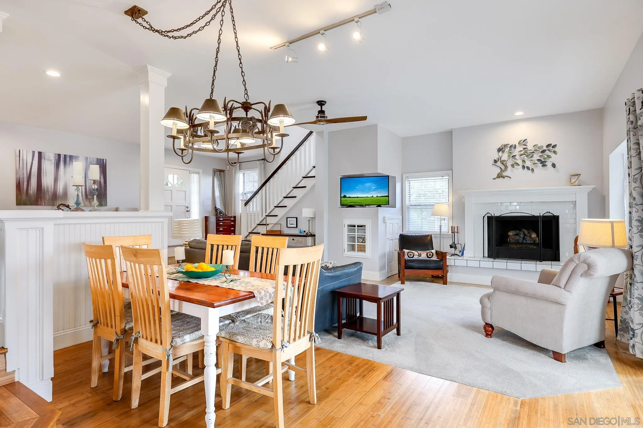 https://cdn.realtyfeed.com/cdn/127/260010481/2402e00df1042a93311b22bca58ea452.webp