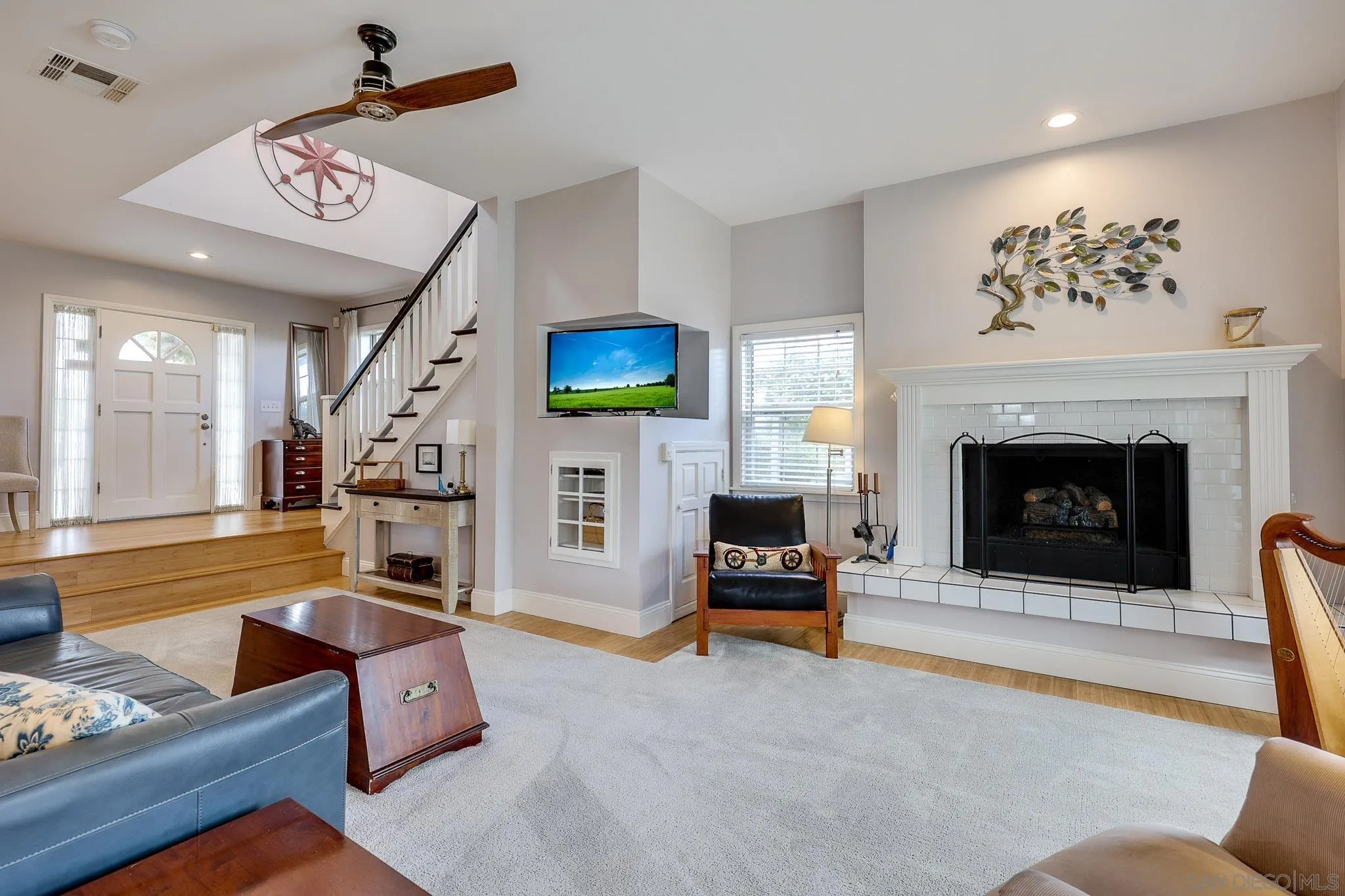 https://cdn.realtyfeed.com/cdn/127/260010481/2c500cc16756005bdba82653631fec44.webp