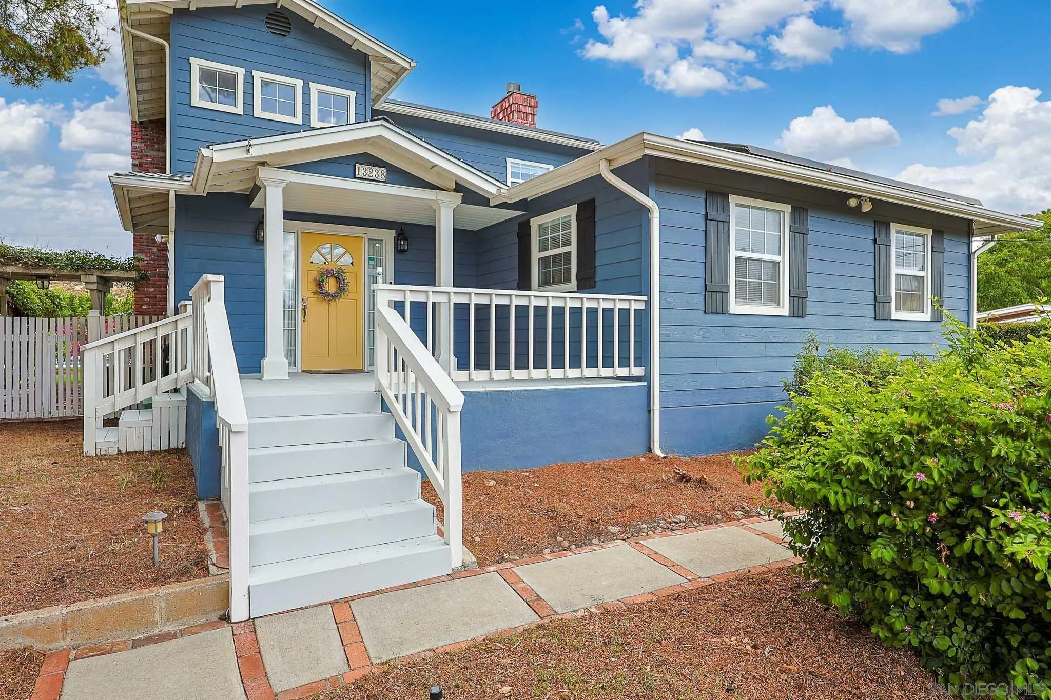 https://cdn.realtyfeed.com/cdn/127/260010481/753c557de537c737cb6fe0765510d1b3.webp